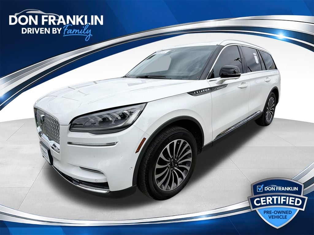2023 Lincoln Aviator Reserve in White — front three-quarter view