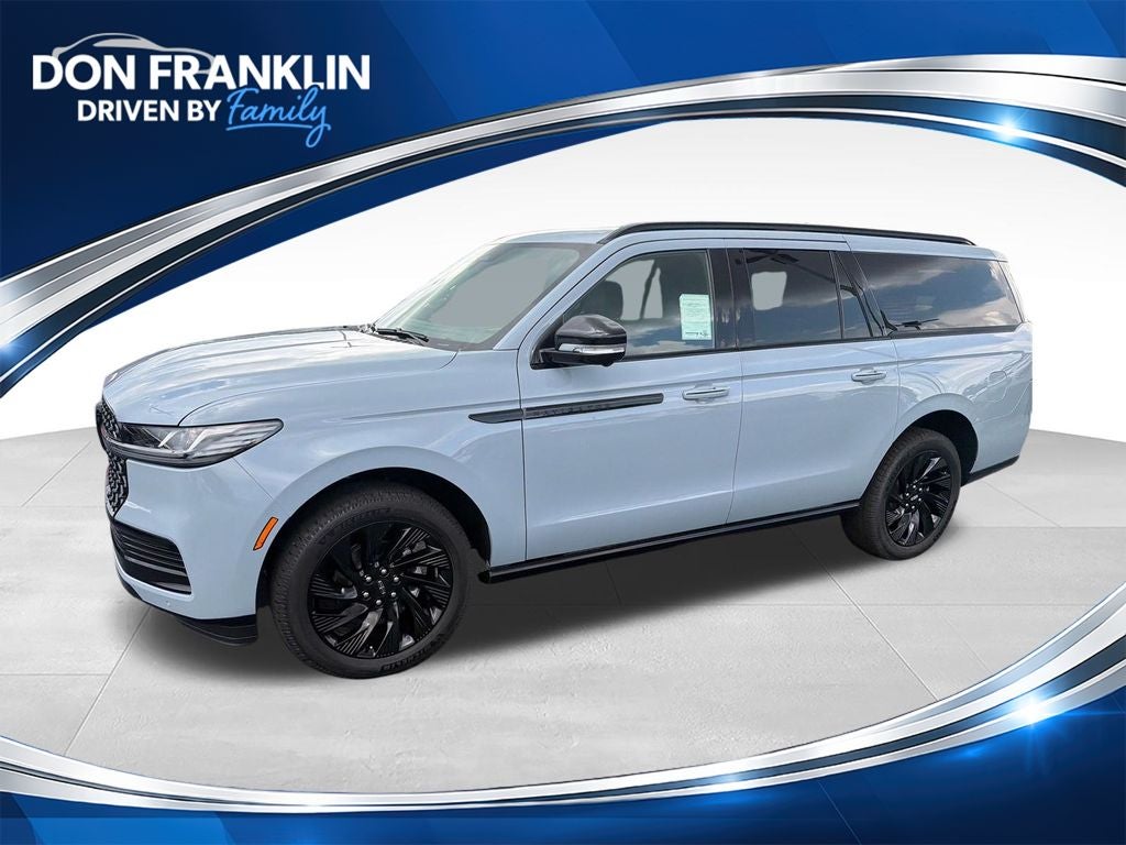 2026 Lincoln Navigator L Reserve in Gray Mist Metallic Tri-Coat — front three-quarter view