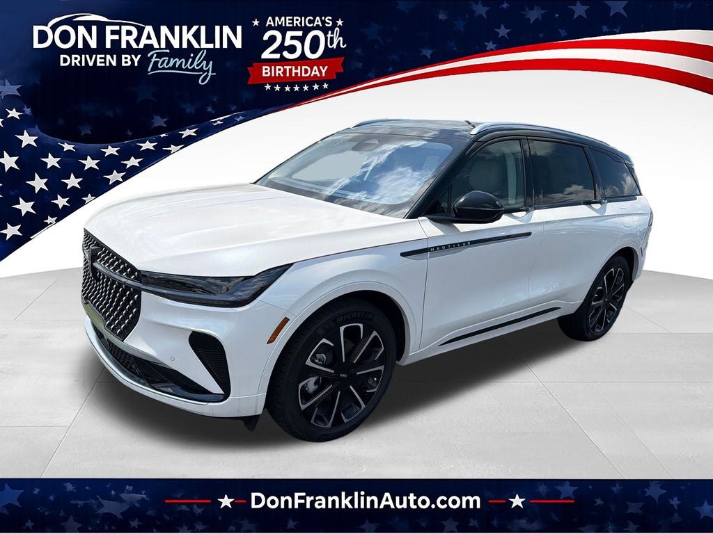 2026 Lincoln Nautilus Reserve in White Platinum Clearcoat Metallic — front three-quarter view